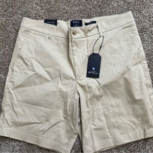 NWT Ben Sherman Men’s Tan Flat Front Shorts Stretch Size 36W